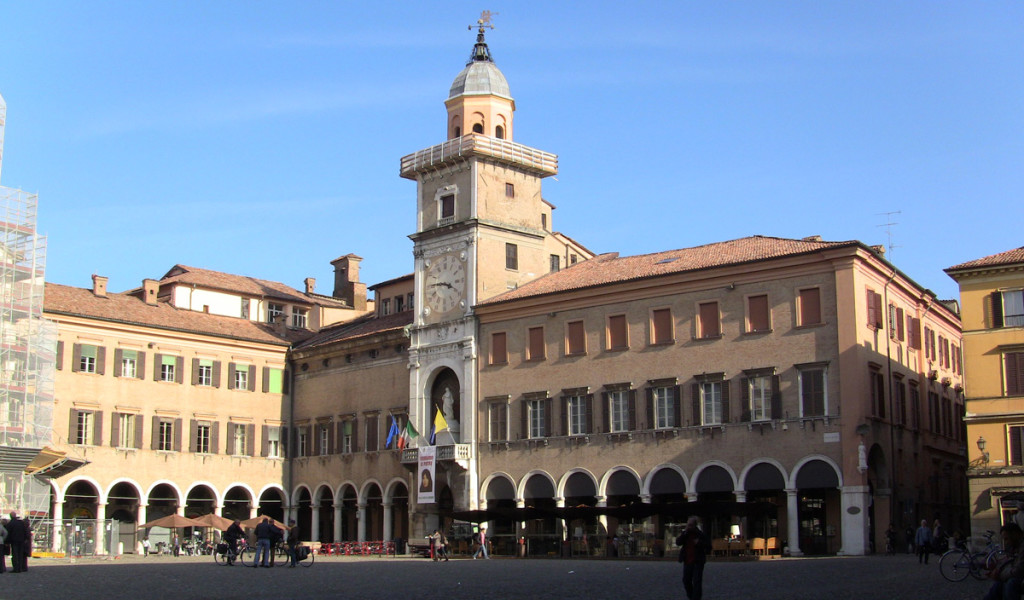 Itália Viagens » Piazza Grande, Modena